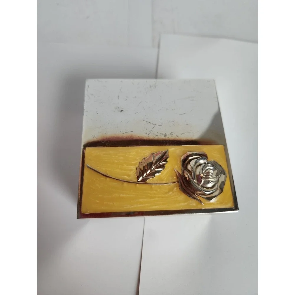 Vintage Glass Mirror Trinket Box Solver Felt Linef   Etched Flower Square
